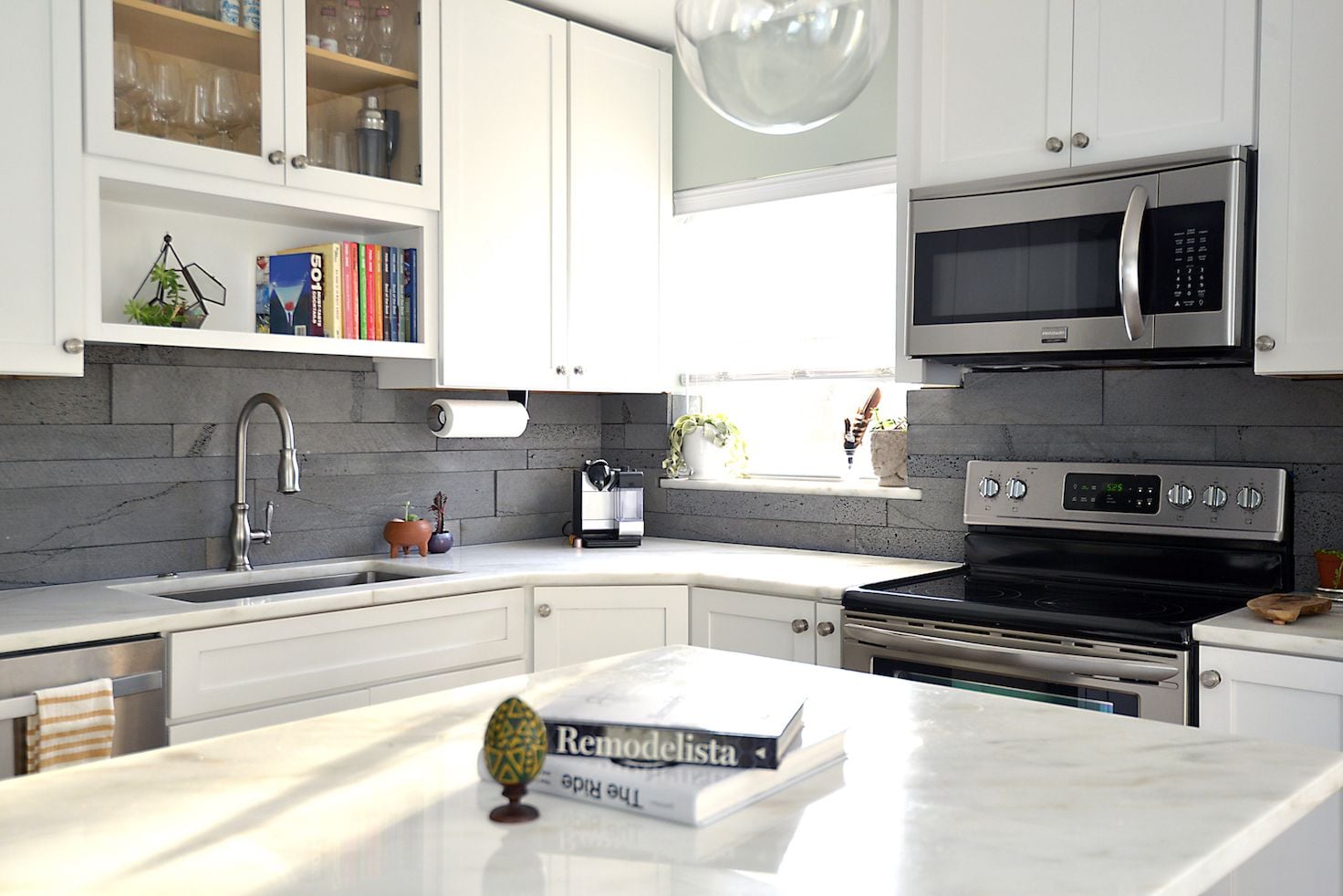 Backsplash Image -5c8266cdb78ba